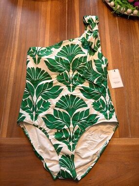 One-Shoulder Green Leaf Print Swimsuit